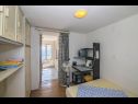 Appartements Mira - economy: A1(2+2), SA2(2), SA3(2) Igrane - Riviera de Makarska  - Studio appartement - SA3(2): intérieur