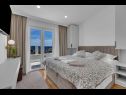 Appartements Prgo - with view and parking: A1(6), A2(6), A3(4) Makarska - Riviera de Makarska  - Appartement - A3(4): chambre &agrave; coucher