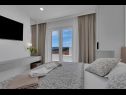 Appartements Prgo - with view and parking: A1(6), A2(6), A3(4) Makarska - Riviera de Makarska  - Appartement - A3(4): chambre &agrave; coucher