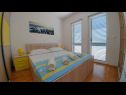 Appartements Ennio - free parking: A1(6+2) Makarska - Riviera de Makarska  - Appartement - A1(6+2): chambre &agrave; coucher