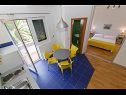 Appartements Cobra - excellent location: A1(2+2), SA2(2+1), A4(4+2) Tucepi - Riviera de Makarska  - Appartement - A1(2+2): cuisine salle à manger
