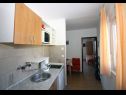 Appartements Marica - 10m from sea: SA2(2), A3(2), SA5(2), SA6(2), SA7(2) Tisno - Île de Murter  - Studio appartement - SA2(2): cuisine
