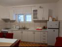 Appartements Bila - 15m from the sea: A1(6) Tisno - Île de Murter  - Appartement - A1(6): cuisine salle à manger