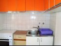 Appartements Stric - 10 m from beach: A1(8+1) Dugi Rat - Riviera de Omis  - Appartement - A1(8+1): cuisine