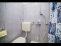 Appartements Saga - with swimming pool A2(2+1), A3(6+1) Lokva Rogoznica - Riviera de Omis  - Appartement - A3(6+1): salle de bain W-C