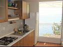 Appartements Mako - 15m from beach: A1(7), B2(2+3), SA C3(2), D4(5) Pisak - Riviera de Omis  - Appartement - A1(7): cuisine