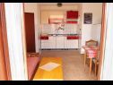 Appartements Šera - 50 m from beach: A1(4), A2(4), A3(2+2) Pisak - Riviera de Omis  - Appartement - A2(4): séjour