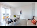 Appartements Ana - free parking: SA1(2+1), SA2(2+1), A3 veliki(4+2), A5(2+1), SA6(2+1), A7(4+2) Stanici - Riviera de Omis  - Appartement - A3 veliki(4+2): salle &agrave; manger