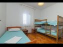 Appartements Krešo - 100 m from sea A1 desni(4), A2 lijevi(5), A3(2) Tkon - Île de Pasman  - Appartement - A2 lijevi(5): chambre &agrave; coucher