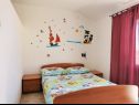 Appartements Jaki - 150 m from beach A1(4), SA2(2+1), A3(4), A4(4), SA5(3) Orebic - Péninsule de Peljesac  - Appartement - A4(4): chambre &agrave; coucher