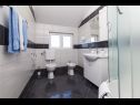 Maisons de vacances JP H(10) Brodarica - Riviera de Sibenik  - Croatie  - H(10): salle de bain W-C