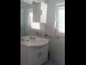 Appartements Anica A1(2+1), A2(2+2) Baie Kanica (Rogoznica) - Riviera de Sibenik  - Croatie  - Appartement - A1(2+1): salle de bain W-C