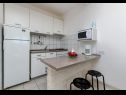 Appartements Anica A1(2+1), A2(2+2) Baie Kanica (Rogoznica) - Riviera de Sibenik  - Croatie  - Appartement - A2(2+2): cuisine salle à manger