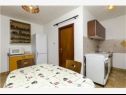 Appartements Mio - 100 m from beach: A1(6+1), A2(4+1) Stupin Celine (Rogoznica) - Riviera de Sibenik  - Appartement - A2(4+1): cuisine salle à manger