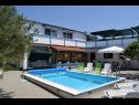 Appartements Den - with pool: B1(2+2), A2(2+2), C3(2+2) Tribunj - Riviera de Sibenik  - piscine