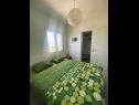 Appartements Modesty - comfortable : A1(4) Necujam - Île de Solta  - Appartement - A1(4): chambre &agrave; coucher
