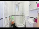 Appartements Zdene - private pool: A1(6+2), A2(6) Kastel Luksic - Riviera de Split  - Appartement - A1(6+2): salle de bain W-C