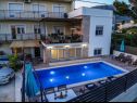 Appartements Zdene - private pool: A1(6+2), A2(6) Kastel Luksic - Riviera de Split  - Appartement - A1(6+2): piscine