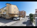Appartements Niko - modern: SA1(2), A2(2+2), A3(2+2), A4(4+2) Kastel Luksic - Riviera de Split  - maison