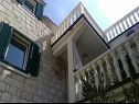 Appartements Villa Mirakul A2(2+1) with terrace, A3(4) with big terrace Kastel Novi - Riviera de Split  - maison