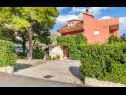 Appartements Vini- beautiful garden and terrase A4(4+2) Podstrana - Riviera de Split  - maison