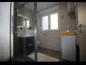 Appartements Dragi - adults only: SA1(2), A2(2), A3(3) Split - Riviera de Split  - Appartement - A3(3): salle de bain W-C
