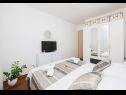 Appartements Bosiljka-comfortable and modern: A1(2) Split - Riviera de Split  - Appartement - A1(2): chambre &agrave; coucher