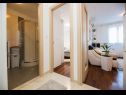Appartements Bosiljka-comfortable and modern: A1(2) Split - Riviera de Split  - Appartement - A1(2): couloir