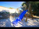 Maisons de vacances Stone&Olive - with pool: H(5+1) Marina - Riviera de Trogir  - Croatie  - aire de jeux enfants