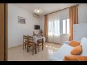 Appartements Vin - 40 m from sea: A1 (4+1), A2 (2+2), A3 (2+2) Seget Donji - Riviera de Trogir  - Appartement - A3 (2+2): séjour