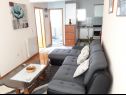 Appartements Vesna - 40 m from pebble beach: A1(4+1), A2(4), A3(4+1) Seget Vranjica - Riviera de Trogir  - Appartement - A2(4): séjour