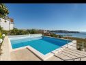 Appartements Rose - 30 m from the beach: A1(2+1), A2(2+1), A3(2+1), A4(2+1), A5(2+1) Seget Vranjica - Riviera de Trogir  - piscine