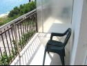 Appartements Rose - 30 m from the beach: A1(2+1), A2(2+1), A3(2+1), A4(2+1), A5(2+1) Seget Vranjica - Riviera de Trogir  - Appartement - A2(2+1): balcon