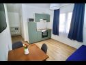 Appartements Rose - 30 m from the beach: A1(2+1), A2(2+1), A3(2+1), A4(2+1), A5(2+1) Seget Vranjica - Riviera de Trogir  - Appartement - A3(2+1): 