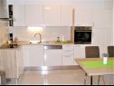 Appartements Tih - 20 m from sea: A1 Ruzmarin(2+2), A2 Maslina(2+2) Sevid - Riviera de Trogir  - Appartement - A1 Ruzmarin(2+2): cuisine