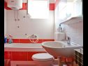 Appartements Sanda - 10 M from the beach : A1(6+1), A2(6+1) Trogir - Riviera de Trogir  - Appartement - A2(6+1): salle de bain W-C