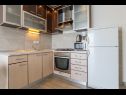 Appartements Petar - great location close to the sea: A1 Donji (4+2), A2 Gornji (4+2) Trogir - Riviera de Trogir  - Appartement - A1 Donji (4+2): cuisine