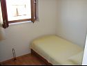 Appartements Tone - spacious and comfortable: A1 zuti(5+2), A2 plavi(5+2) Trogir - Riviera de Trogir  - Appartement - A1 zuti(5+2): chambre &agrave; coucher