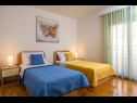 Appartements Maša - modern sea view apartment: A1(4+1) Trogir - Riviera de Trogir  - Appartement - A1(4+1): chambre &agrave; coucher