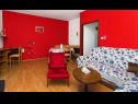 Appartements Bepoto- family apartment with terrace A1(4+1) Trogir - Riviera de Trogir  - Appartement - A1(4+1): séjour