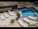 Appartements Vera - with nice view: A2-prvi kat (6), A1-prizemlje(4), A3-potkrovlje(6) Trogir - Riviera de Trogir  - piscine