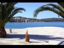 Appartements Florio - garden & free parking: A1(5) Trogir - Riviera de Trogir  - plage