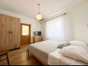 Appartements Mihaela - sea view : A1(5+1), A2(4), SA3(2) Trogir - Riviera de Trogir  - Appartement - A2(4): chambre &agrave; coucher