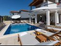 Maisons de vacances More - garden shower: H(10+2) Vinisce - Riviera de Trogir  - Croatie  - maison