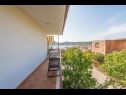 Appartements Kosta - 70m from sea : A1(2+1), A2(4+2) Vinisce - Riviera de Trogir  - Appartement - A1(2+1): terrasse
