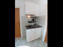Appartements Josi - 150 m from sea: A1(4+1), A2(4+1), A4(4+1) Vinisce - Riviera de Trogir  - Appartement - A1(4+1): cuisine
