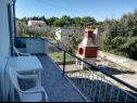 Maisons de vacances VEKY - 50m from sea: Holiday House H(4+2) Susica - Île de Ugljan  - Croatie  - terrasse (maison et environs)