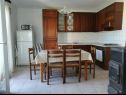 Appartements Igi - in the beach camp: A1 Porat (6), A2 Porat(6) Susica - Île de Ugljan  - Appartement - A1 Porat (6): cuisine salle à manger