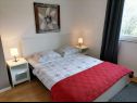 Appartements Fuzu - 50 m from sea: A2(2+1), SA3(2) Bibinje - Riviera de Zadar  - Appartement - A2(2+1): chambre &agrave; coucher