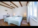 Appartements Ivanac - close to the beach A1 (6+2), A2 (2+2), A3 (2+2) Ljubac - Riviera de Zadar  - Appartement - A3 (2+2): chambre &agrave; coucher